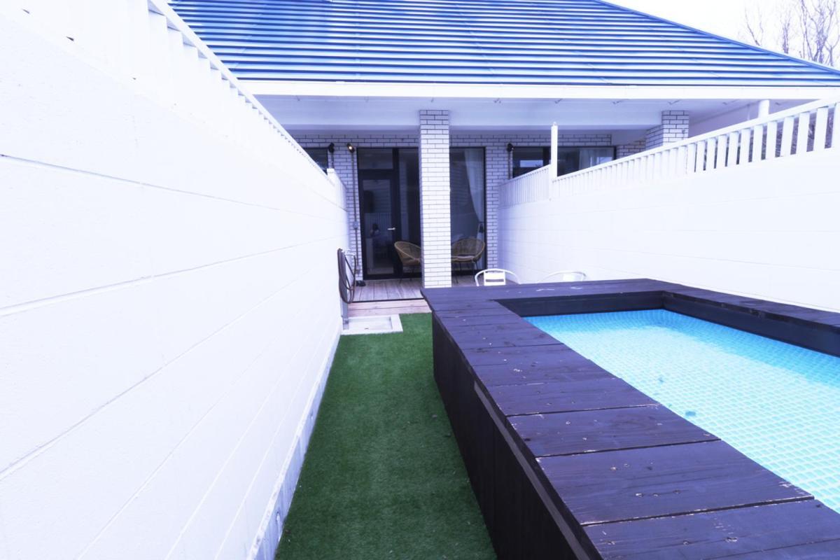 Osaka Hokko Marina Hull Exterior foto